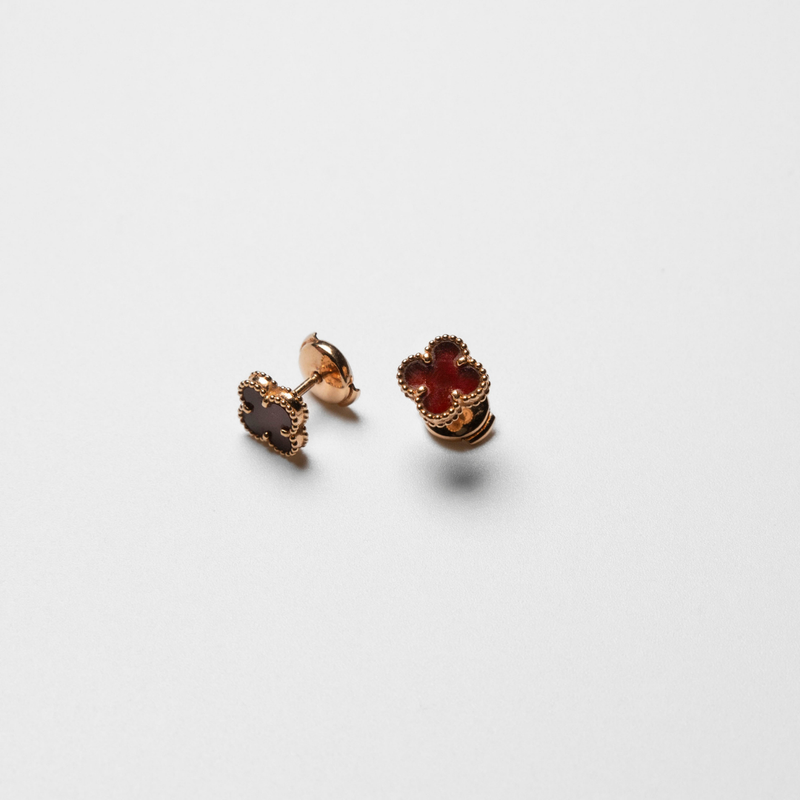 Brincos em Ouro Rosa 18K - Van Cleef & Arpels ALHAMBRA