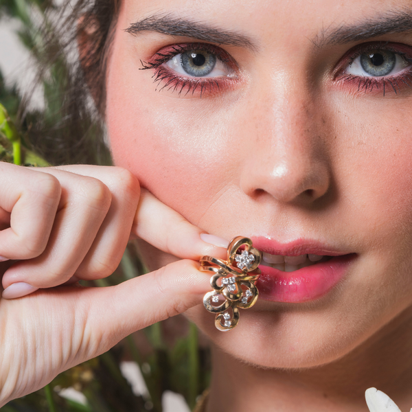 Anel em Ouro Rosa 18K com Diamantes (G/VS 0,42cts) - 17,97gr