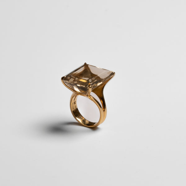 Anel em Ouro Nobre 18K com pedra Quartzo Fumê - HSTERN HIGHLIGHT - 10,95gr