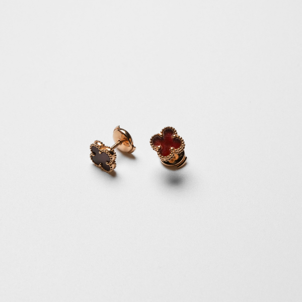 Brincos em Ouro Rosa 18K - Van Cleef & Arpels ALHAMBRA