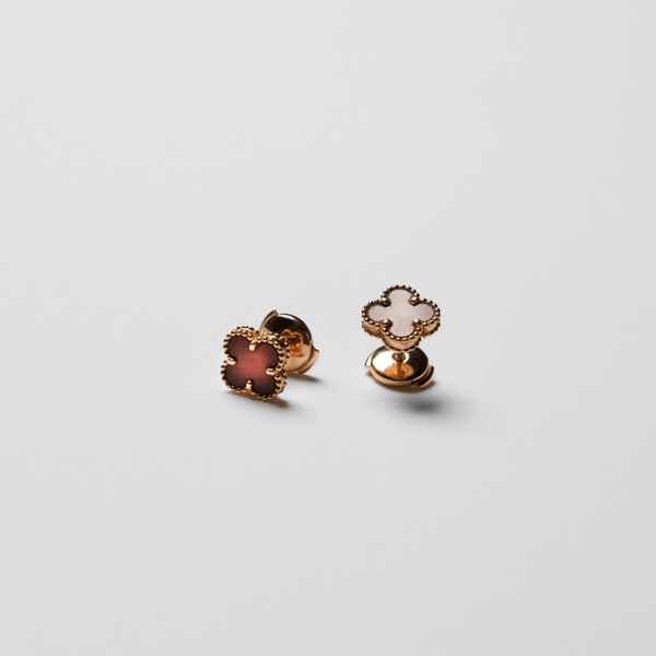 Brincos em Ouro Rosa 18K - Van Cleef & Arpels ALHAMBRA
