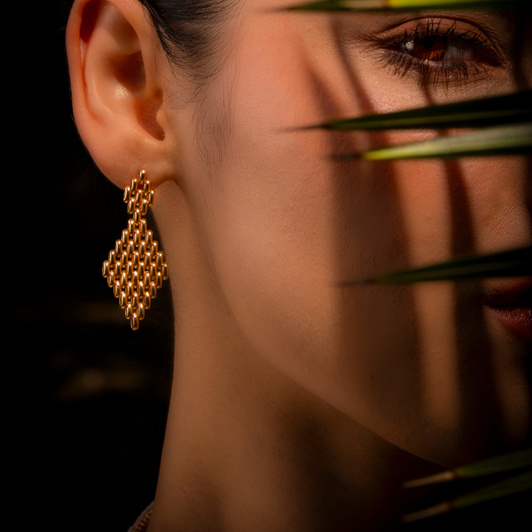 Brincos Ouro Amarelo 19.2k Design Articulado Losango