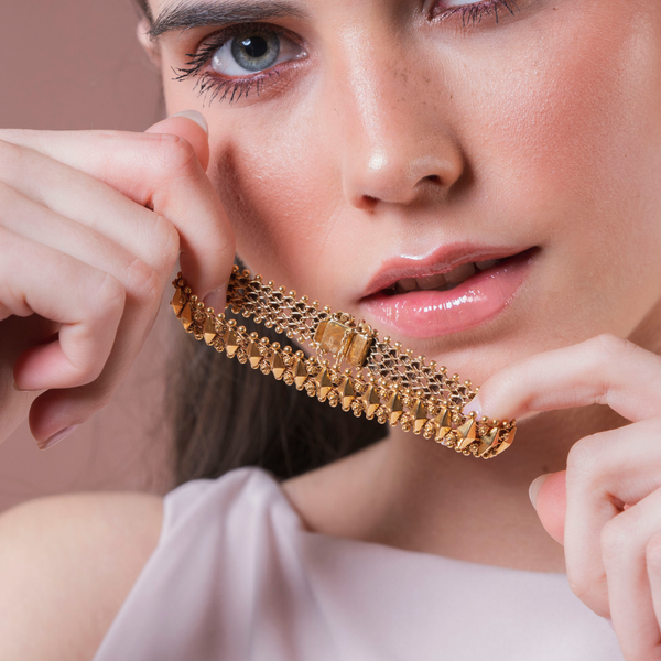 Pulseira em Ouro Amarelo de 19,2k em forma de centopeia com losangulos no interior